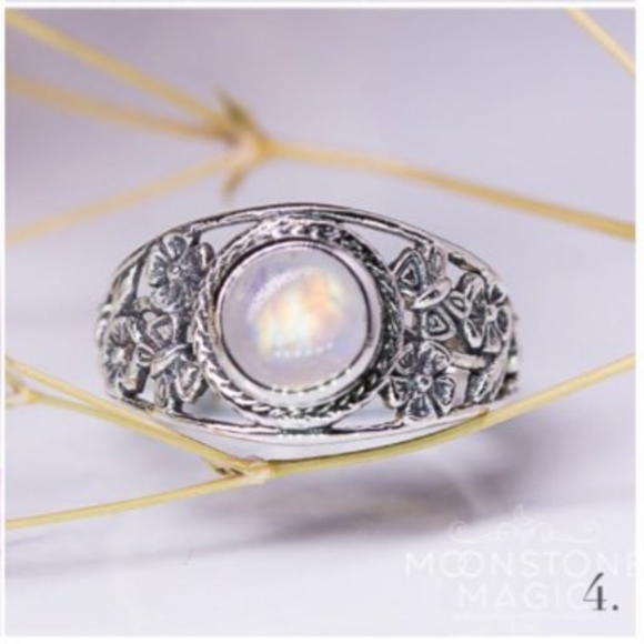 ISO Moon Magic Ring Size 8 - Picture 1 of 1